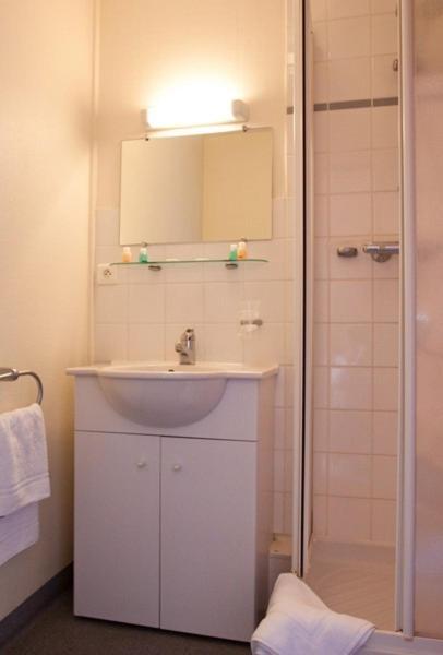 Hotel Regain Sainte-Tulle 객실 사진